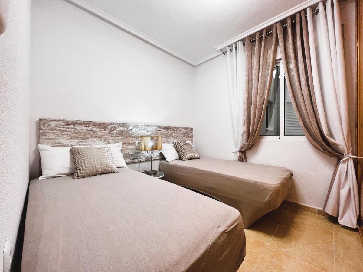Holiday Suite Fragata Torrevieja Luaran gambar