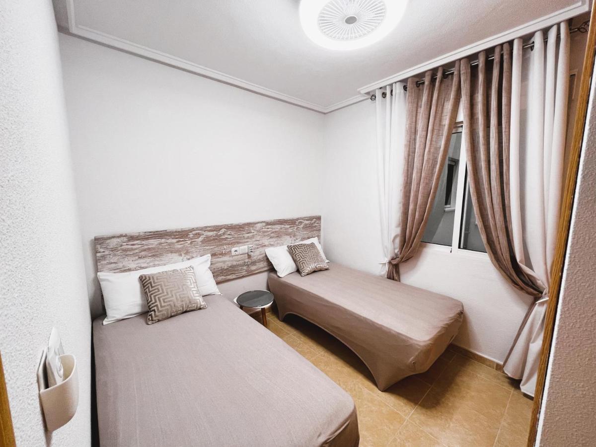 Holiday Suite Fragata Torrevieja Luaran gambar