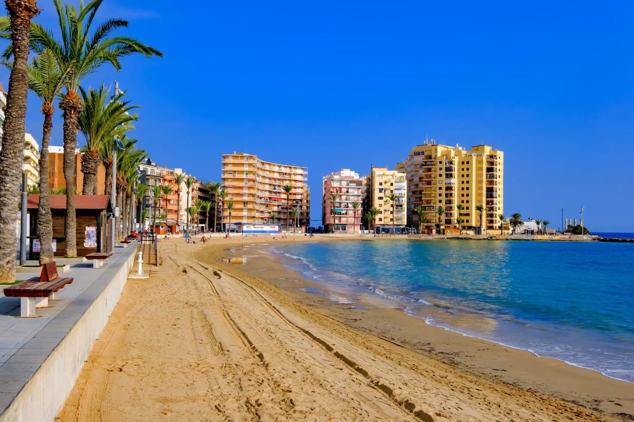 Holiday Suite Fragata Torrevieja Luaran gambar