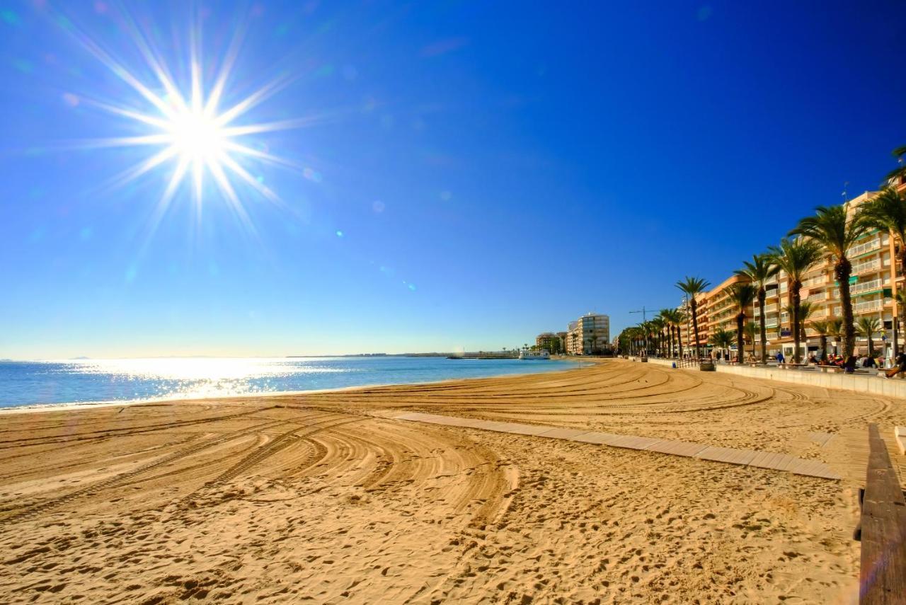 Holiday Suite Fragata Torrevieja Luaran gambar